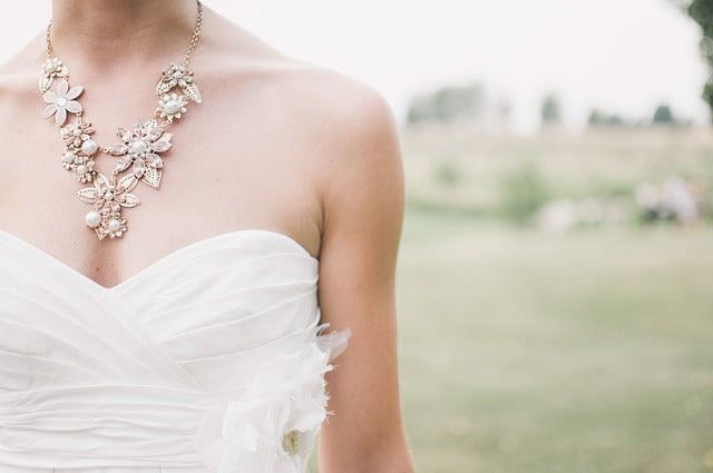 What NOT to Do When Choosing Your Wedding Jewellery