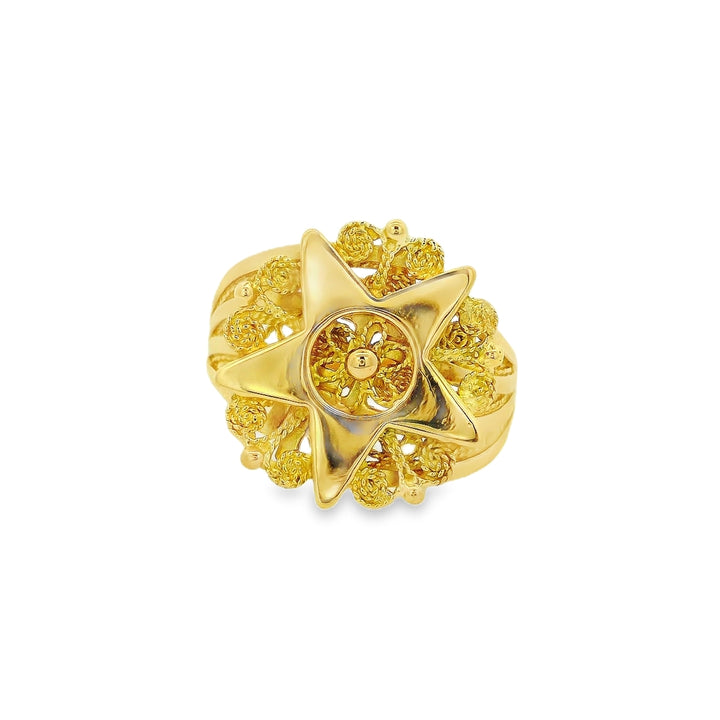 Estate - 18 Karat Yellow Gold Star Ring, Size 9
