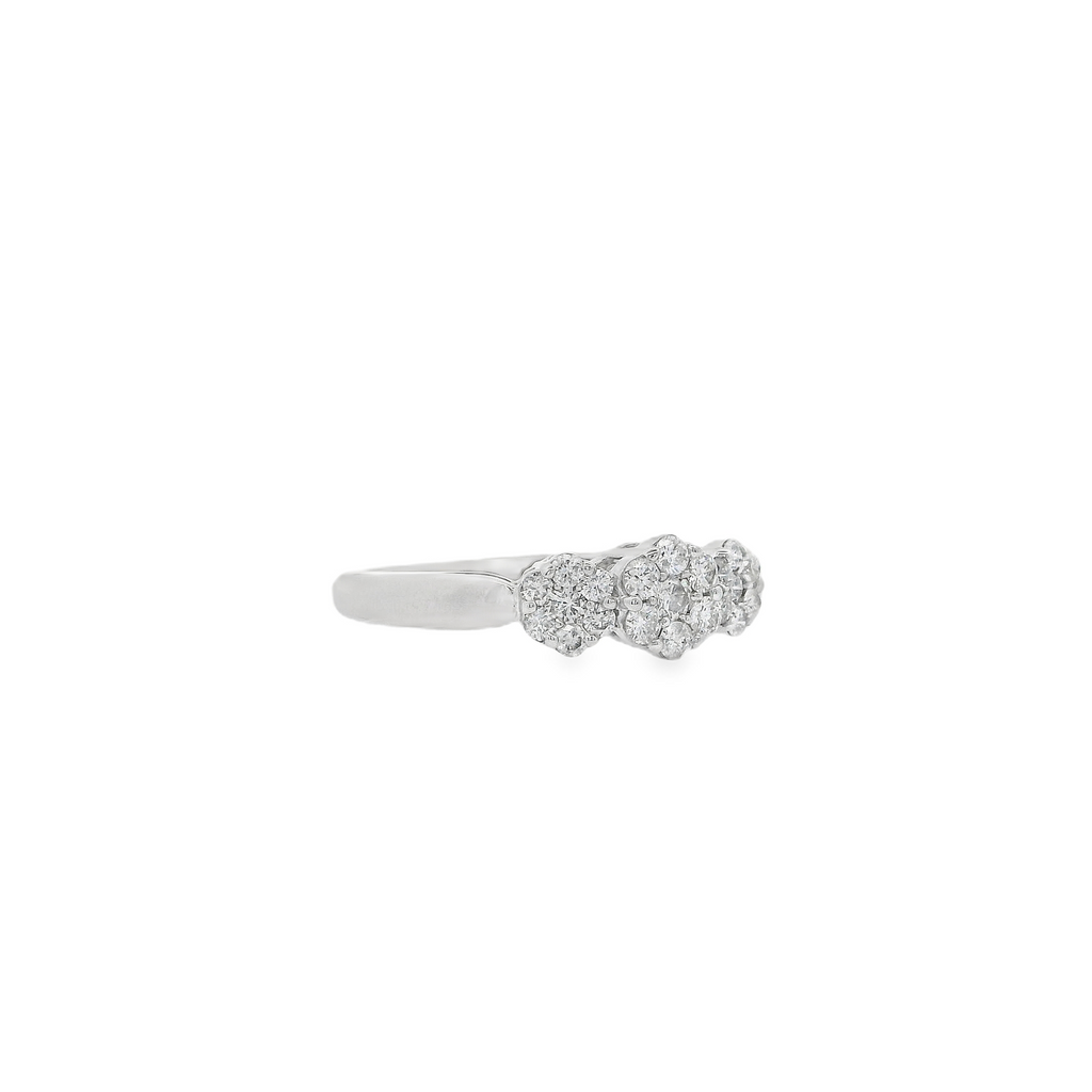 Estate - 14K White Gold 0.35 CTW Diamond Cluster Ring Size 8.5