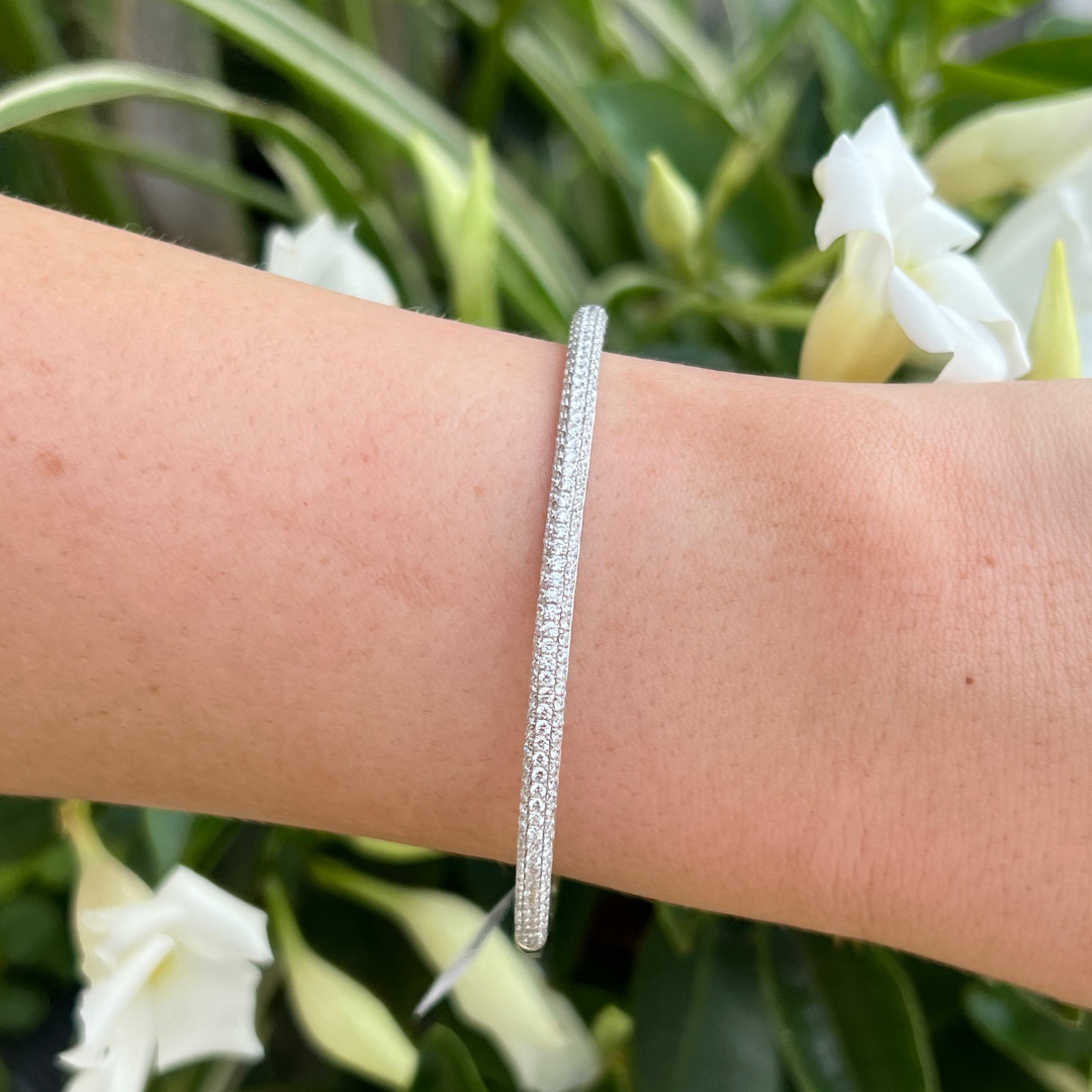 18K White Gold 1.66 CTW Diamond Bangle Bracelet