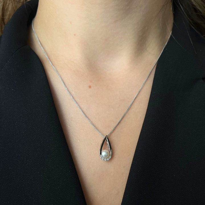 14K White Gold 5.5-6mm White Freshwater Cultured Pearl And 0.05 CTW Diamond Pendant