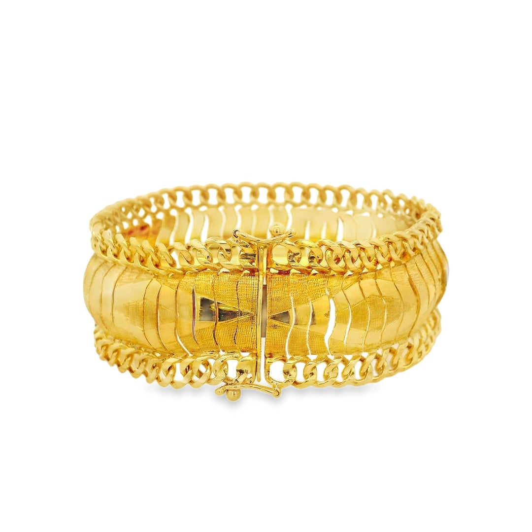 Estate - 18 Karat Yellow Gold Polished And Textured Finish Wide Fancy Link 6.5" Bracelet
