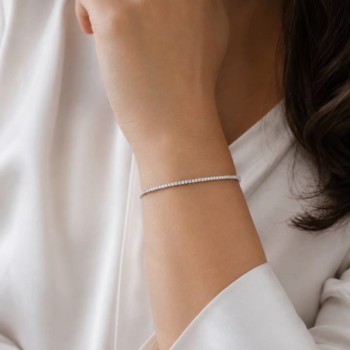 14 Karat White Gold Lab-Grown Diamond Set Flex Bangle
