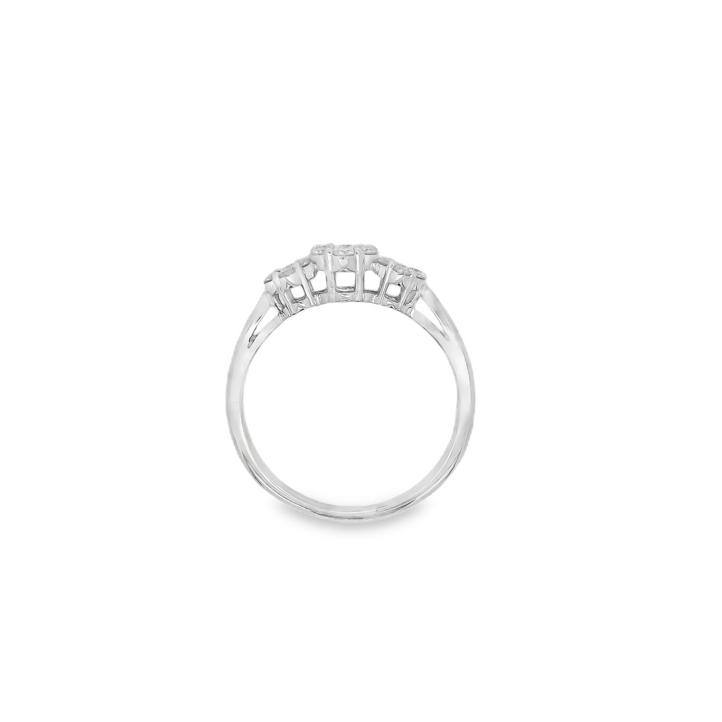 Estate - 14K White Gold 0.35 CTW Diamond Cluster Ring Size 8.5