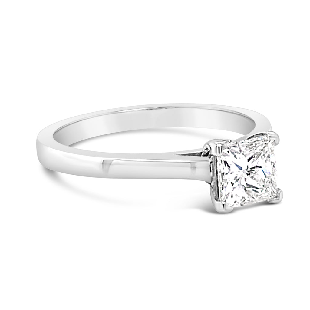 14K White Gold 4-Claw Solitaire Semi-Mount Engagement Ring