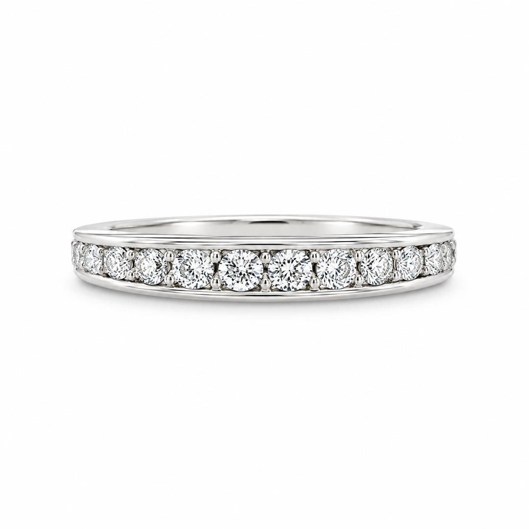 14K White Gold Women's 0.39 CT Total Weight Diamond Wedding Band