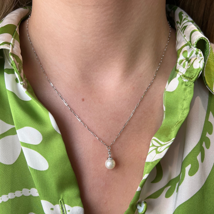 14K White Gold Paperclip Link 18" Necklace With A 7.5-8mm Pearl And 0.09 CTW Diamonds