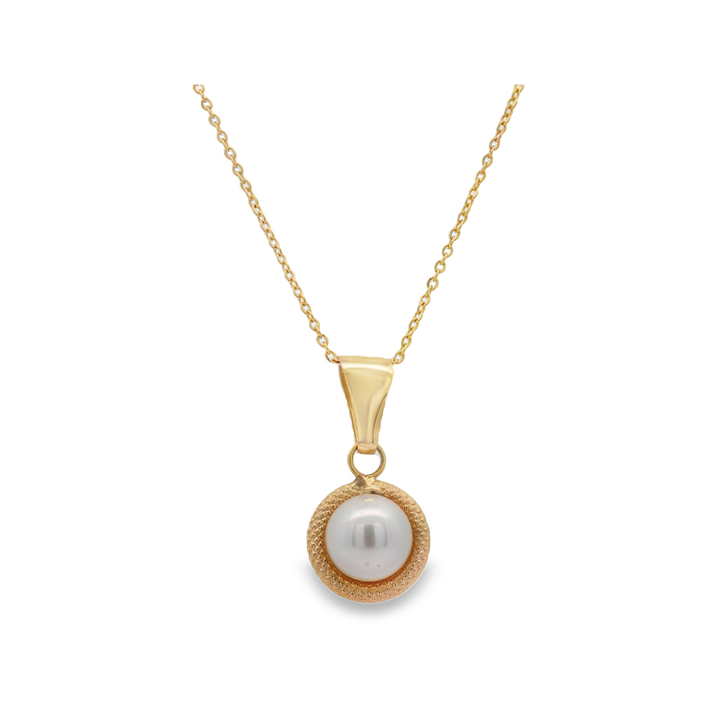 Estate - 18K Pendant With Synthetic Pearl