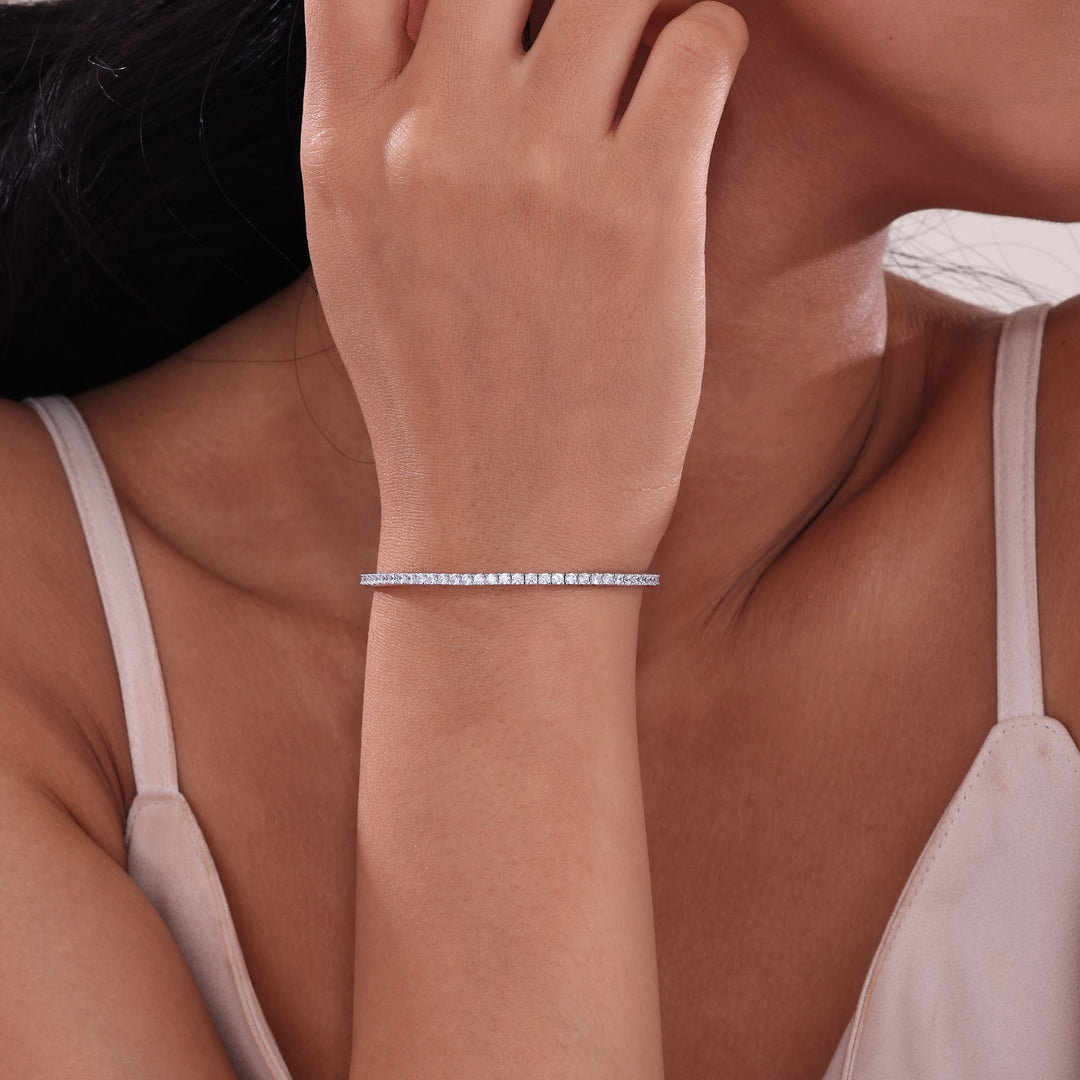 Sterling Silver Cubic Zirconia Flexible Bangle